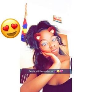 Meet your Posher, Destiny